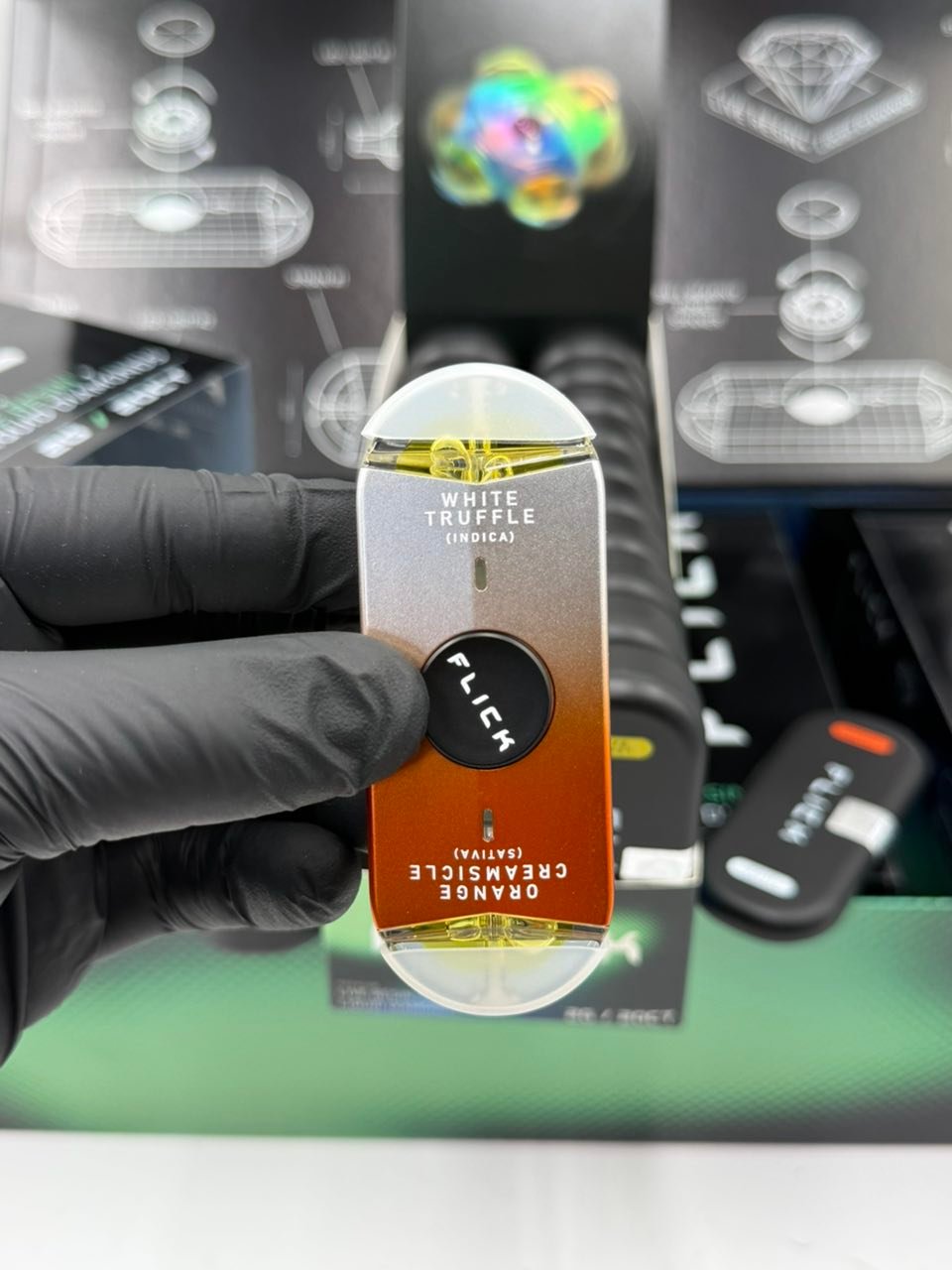 FLICK Premium Live Resin + Liquid Diamonds 2G Disposable FLICK Premium Live Resin + Liquid Diamonds 2G Disposable