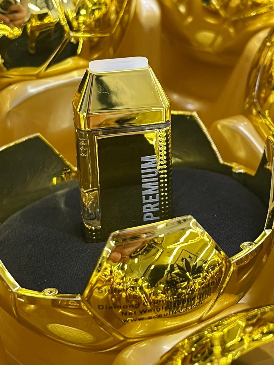 ACE World Cup Edition Premium Gold 2g Disposable Device – Limited Edition Championship Collection ACE World Cup Edition Premium Gold 2g Disposable Device – Limited Edition Championship Collection