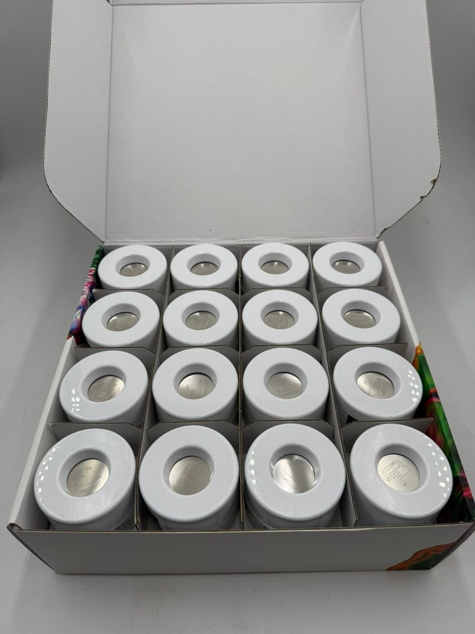 710 Labs cannabis flower multi-jar presentation case 710 Labs cannabis flower multi-jar presentation case