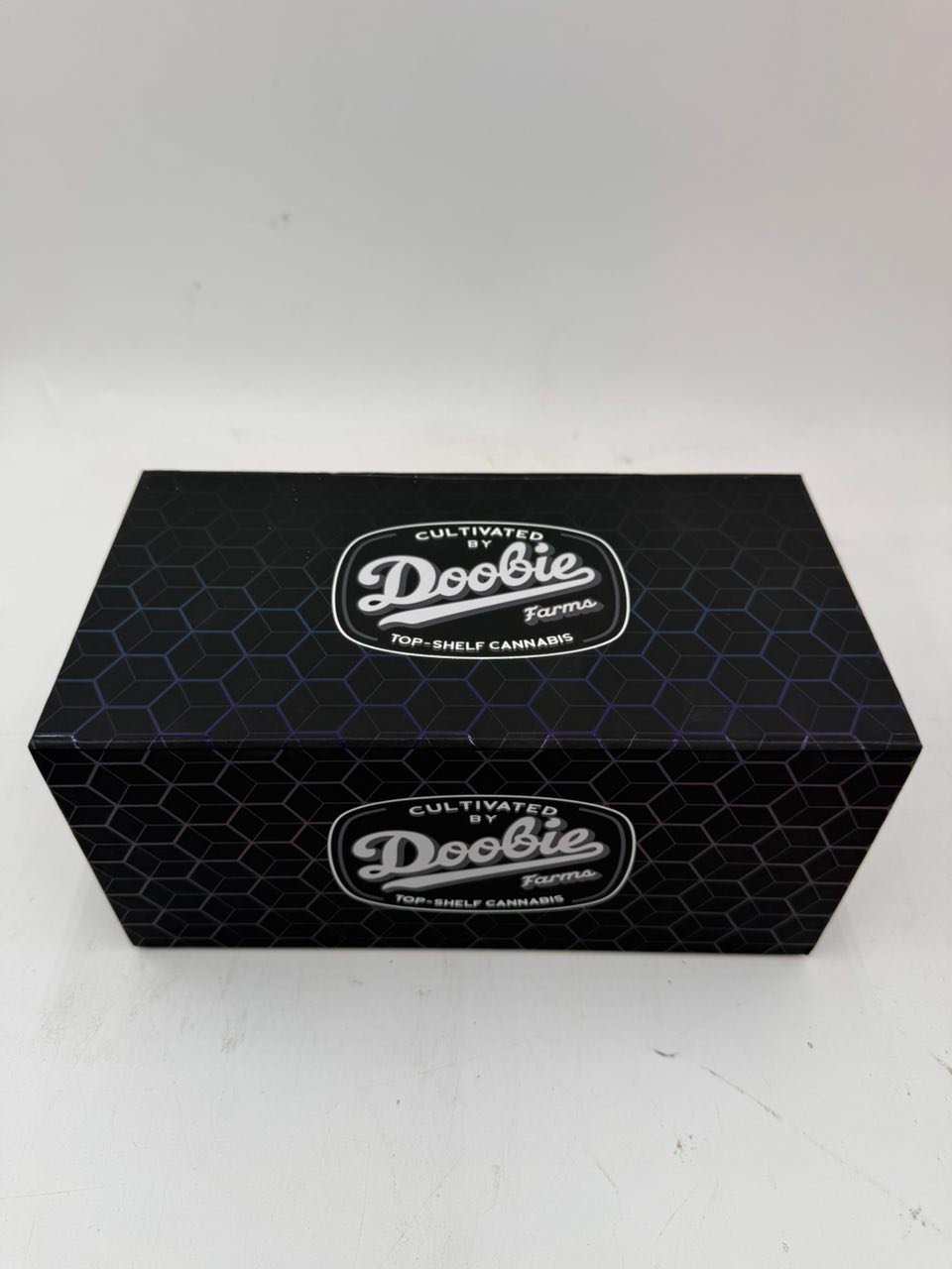 Closed Doobie Farms top-shelf cannabis master box Closed Doobie Farms top-shelf cannabis master box