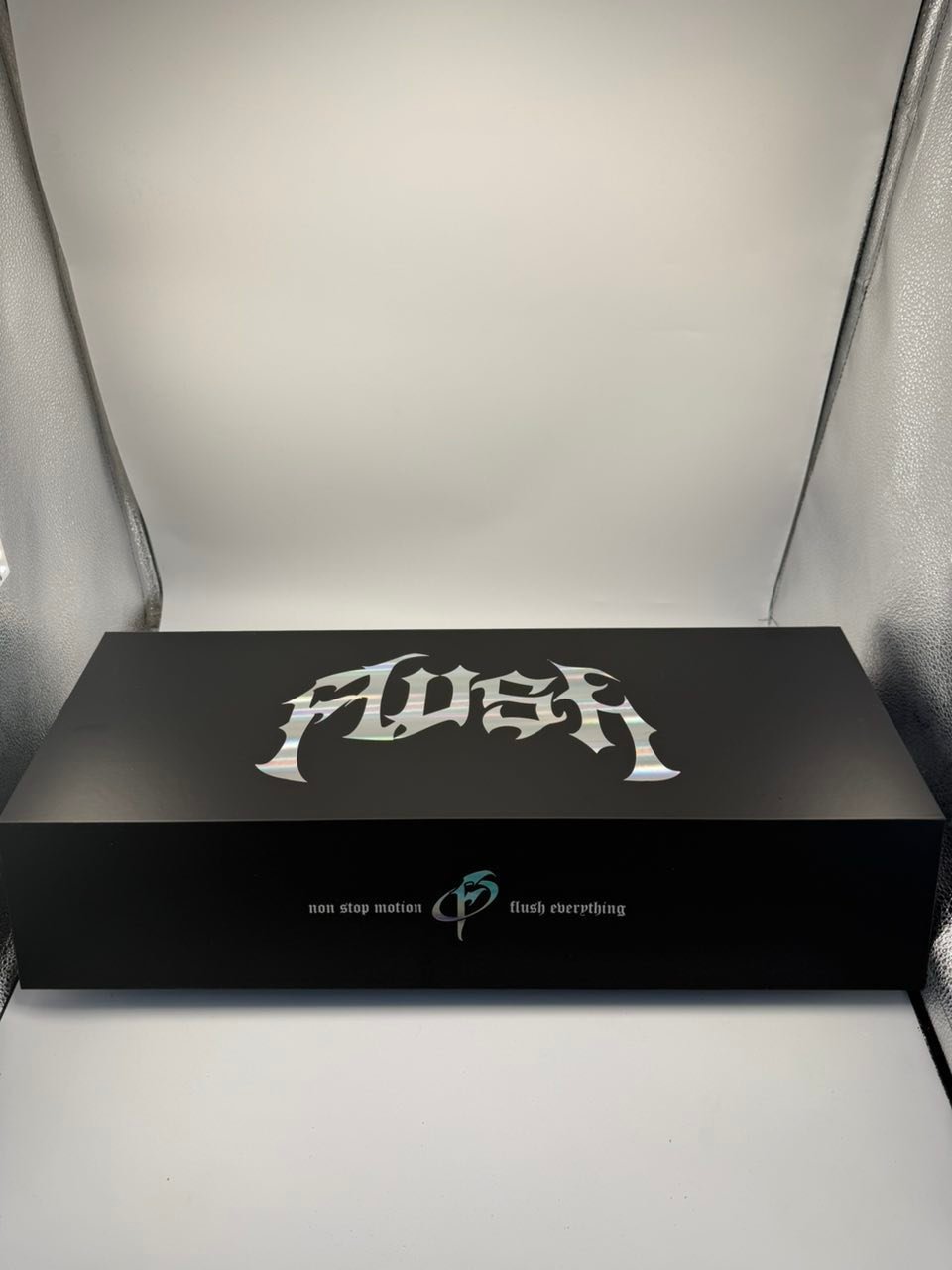 FLUSH 2G Live Resin Liquid Diamonds Disposable — Gallery View 1 FLUSH 2G Live Resin Liquid Diamonds Disposable — gallery view 1
