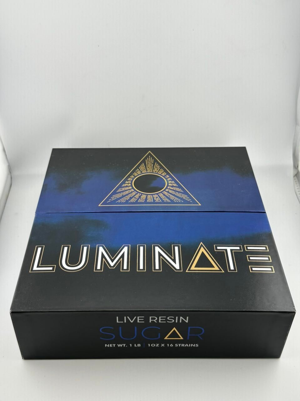 Luminate Live Resin Sugar 16 × 1OZ Mixed-Strain Case — Main View Luminate Live Resin Sugar 16 × 1OZ Mixed-Strain Case — main product view
