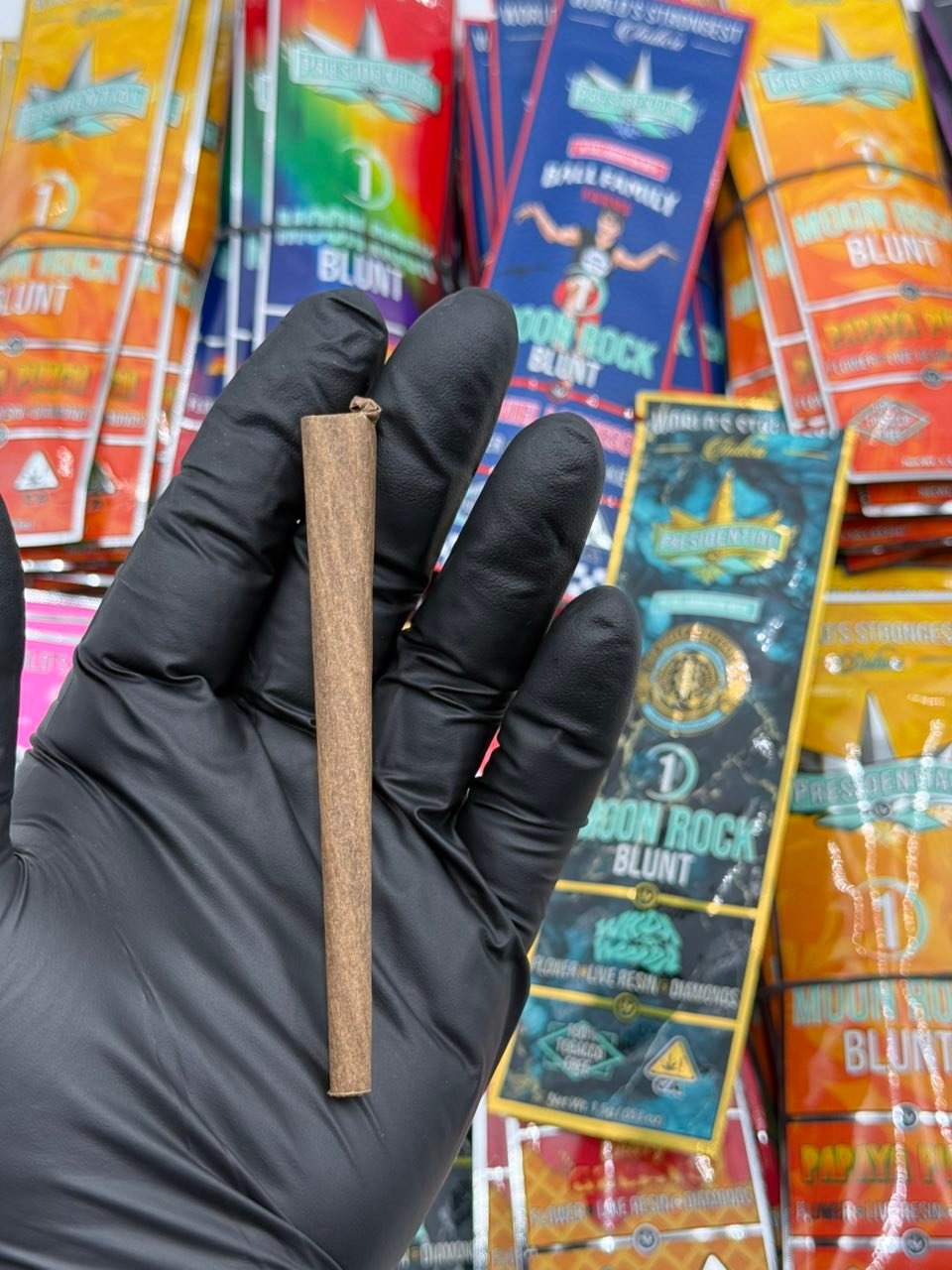 Presidential Moon Rock Blunt Close-Up Presidential 1.5g Moon Rock Blunt close-up