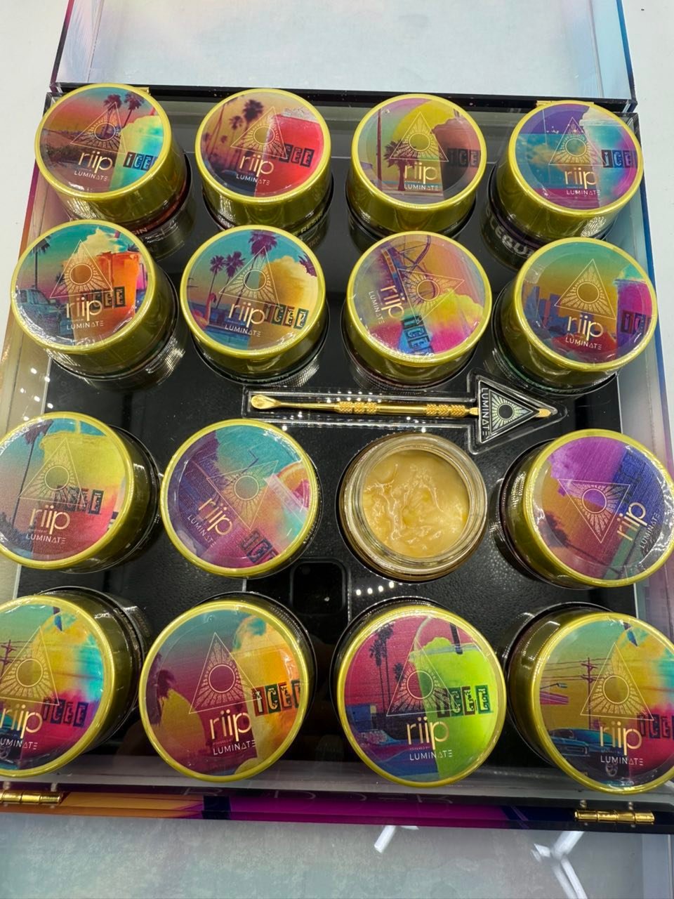 RIIP powered by Luminate ICEE Edition Live Resin Badder — Gallery View 2 RIIP powered by Luminate ICEE Edition Live Resin Badder — gallery view 2