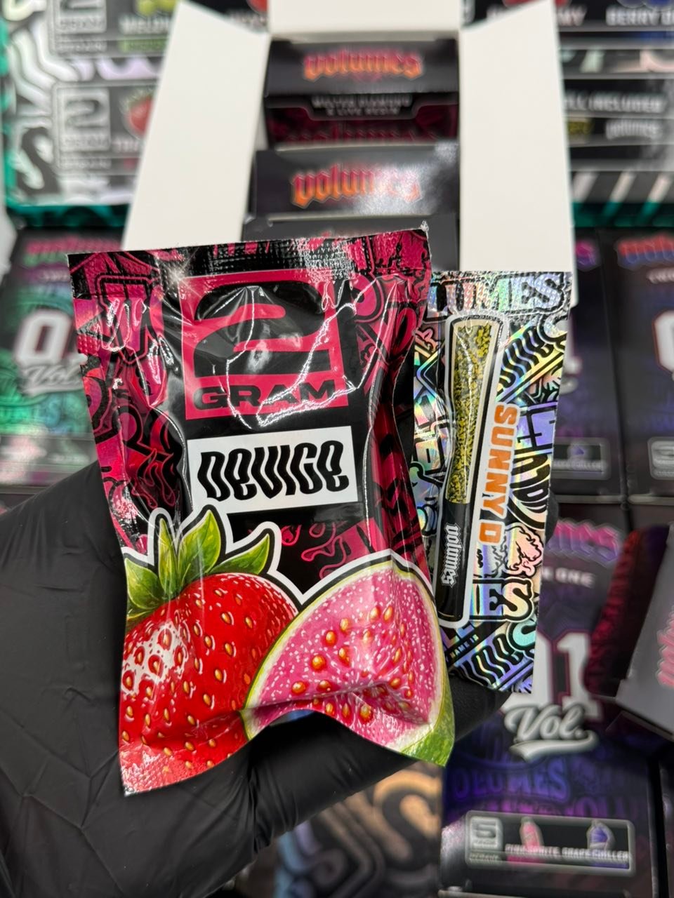 Volumes Two In One Vol. 01 2G Vape — Infused Pre-Roll Packaging Volumes Two In One Vol. 01 2G Vape — infused pre-roll packaging